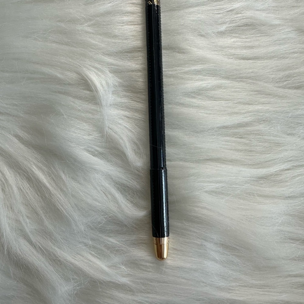 🩷5/$10 Eyebrow pencil Dark brown
